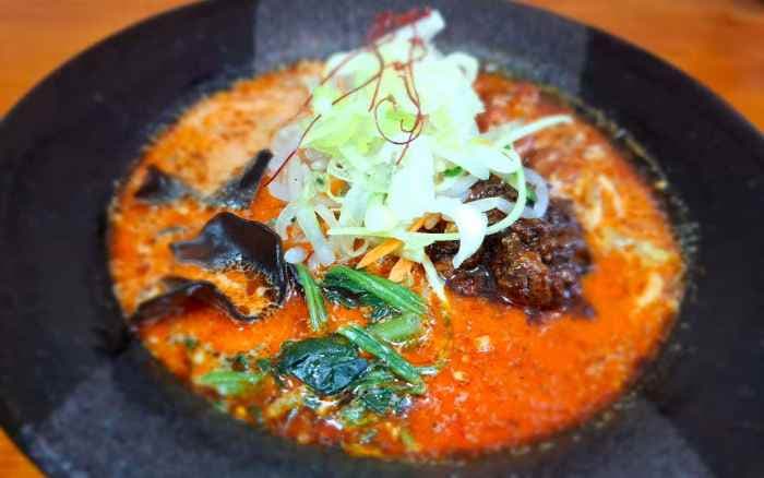 四川風オリジナル坦々麺